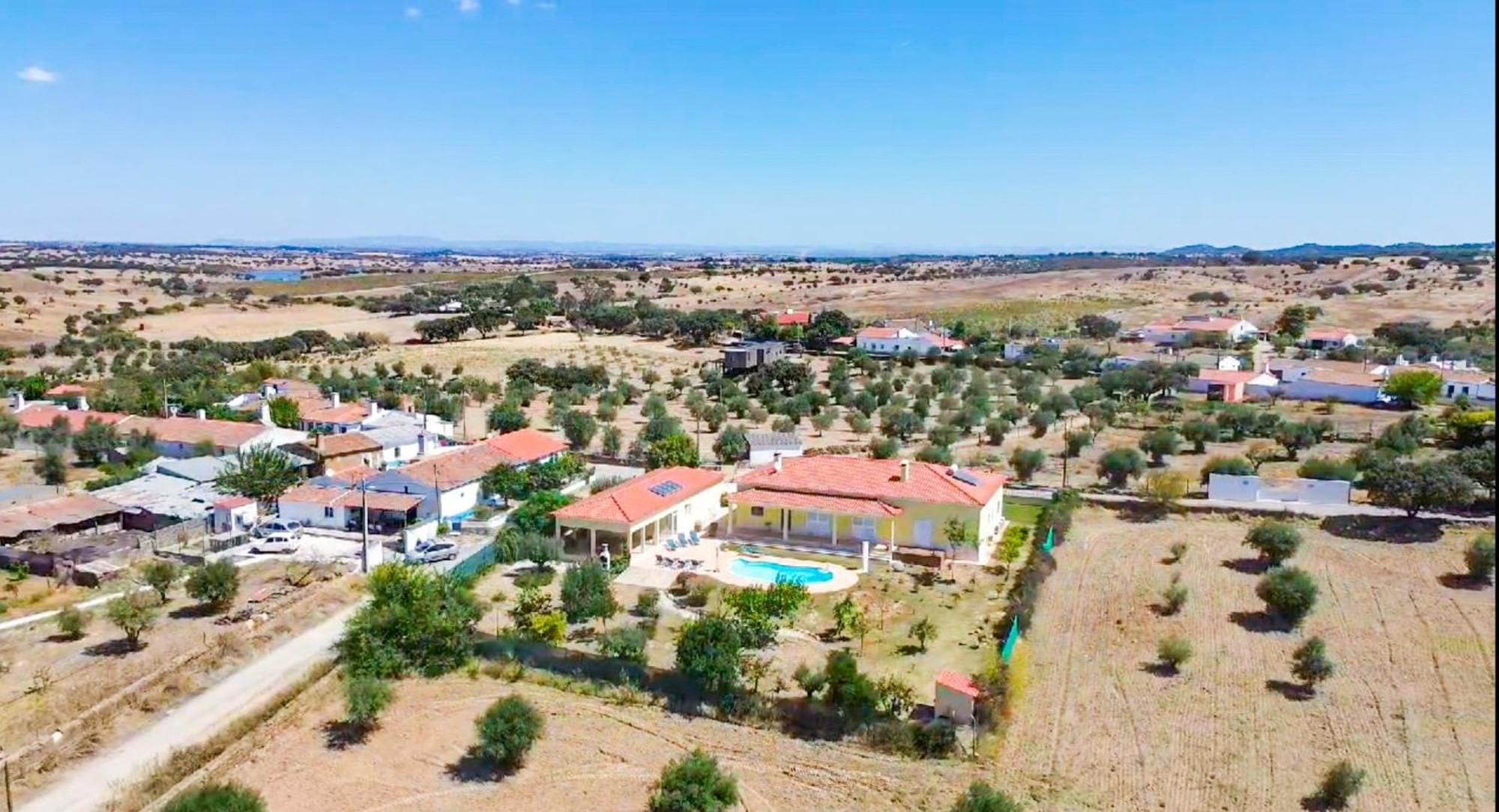 Por-Do-Sol Villa São Pedro do Corval Buitenkant foto