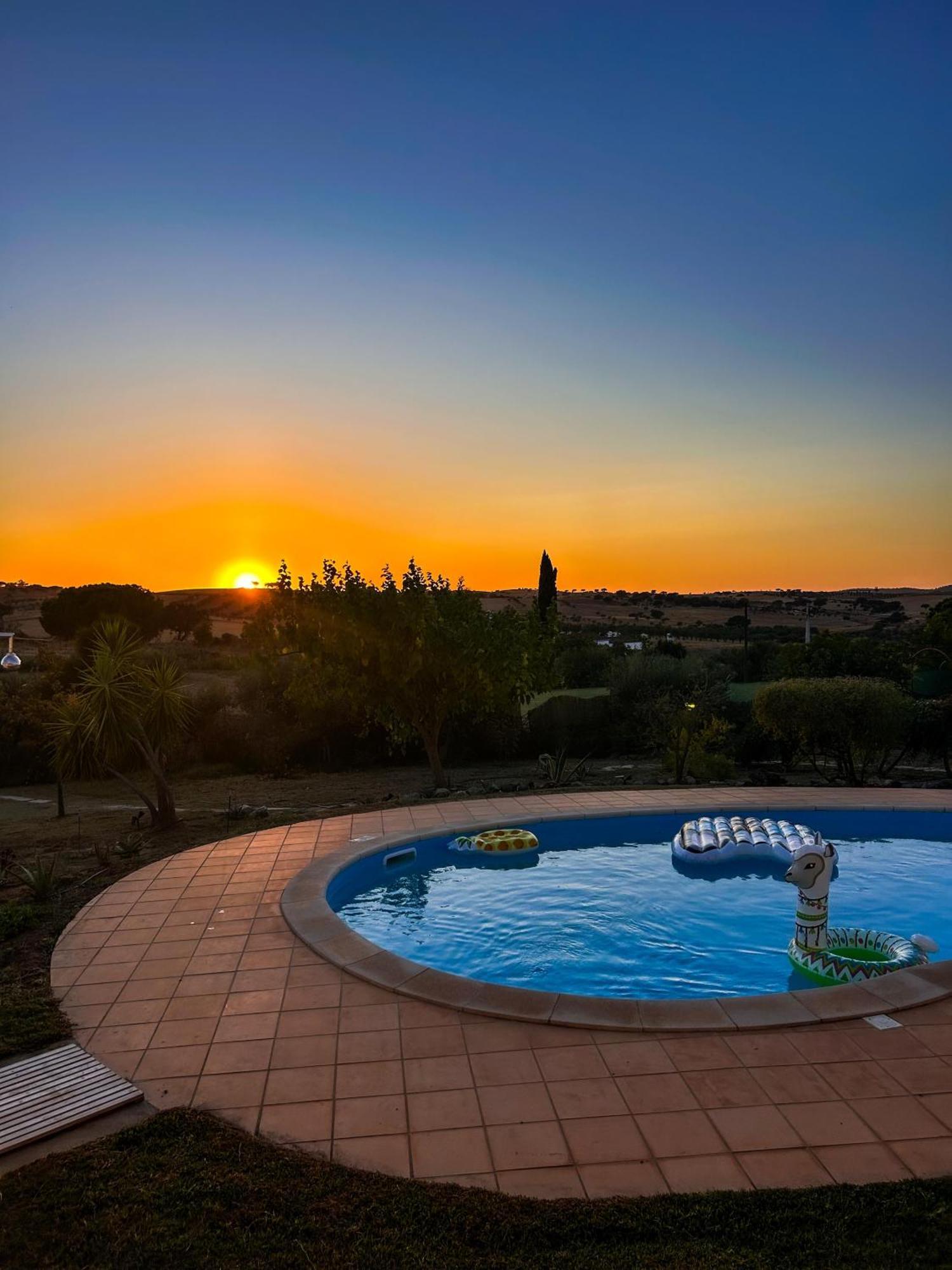 Por-Do-Sol Villa São Pedro do Corval Buitenkant foto